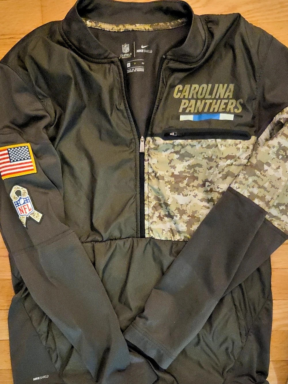 Nike Shield Carolina Panthers Salute To Service Half Zip Pullover, M